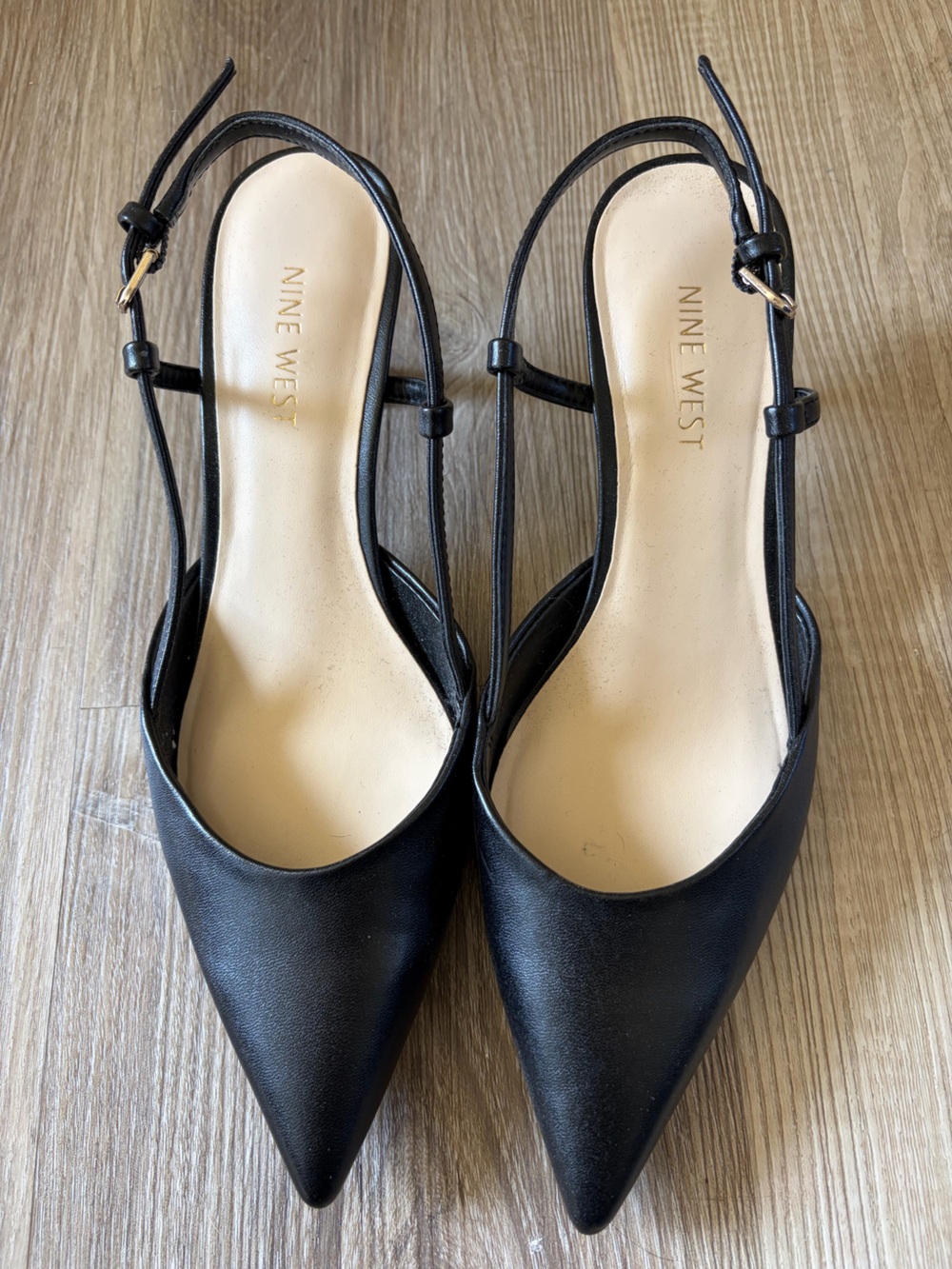 Classic Black Pointed-Toe Women's Slingback Kitten Heel Pumps - Picture 3 of 5